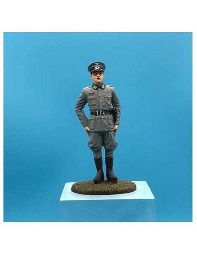 Soldados da II Guerra Mundial Ent. 4 +figura Oficial da infantaria da Wehrmacht.  